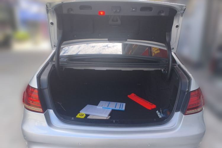 Used Mercedes-Benz E-Class 2015 E 200 L Sport Edition Trunk