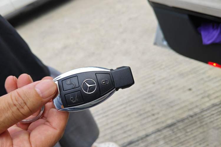 Used Mercedes-Benz E-Class 2015 E 260 L Sport & Fashion Model Vehicle Key