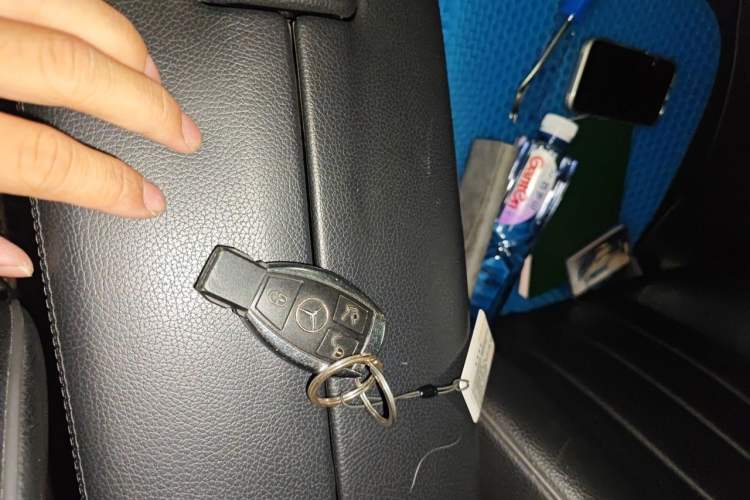 Used Mercedes-Benz E-Class 2015 E 200 L Vehicle Key