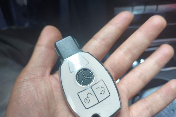 Used Mercedes-Benz E-Class 2015 E 200 L Sport Edition Vehicle Key