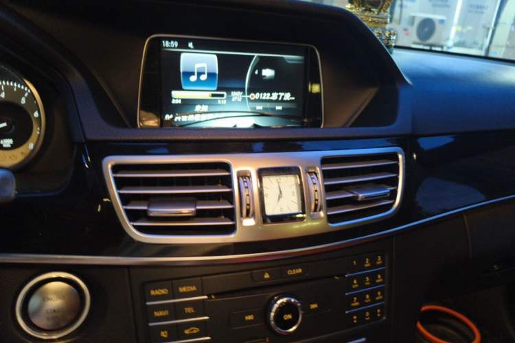 Used Mercedes-Benz E-Class 2015 Revised E 260 L Sporty and Stylish Edition Audio And AC Panel