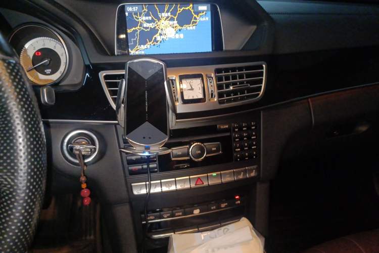Used Mercedes-Benz E-Class 2015 E 320 L Sport 4MATIC Audio And AC Panel