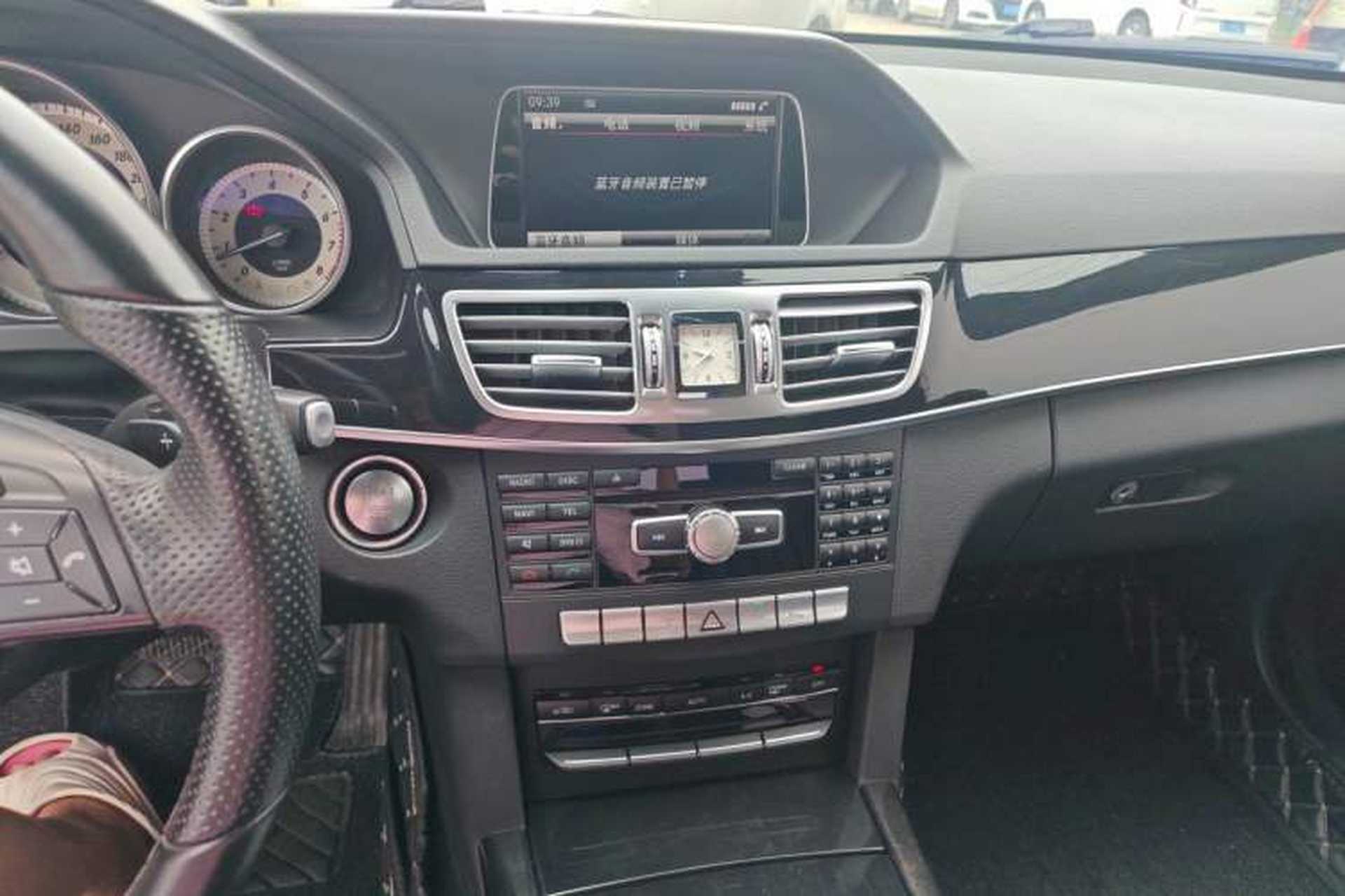 Used Mercedes-Benz E-Class 2015 E 200 L Sport Edition Audio And AC Panel