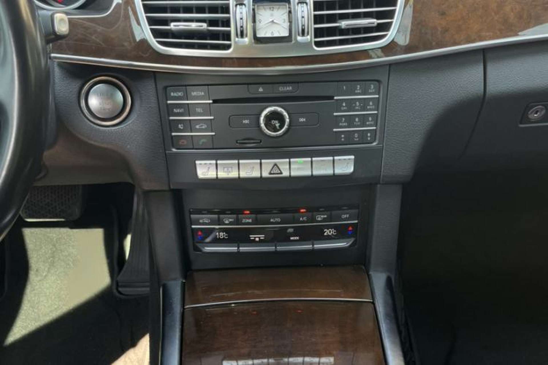 Used Mercedes-Benz E-Class 2015 E 260 L Luxury Model Audio And AC Panel