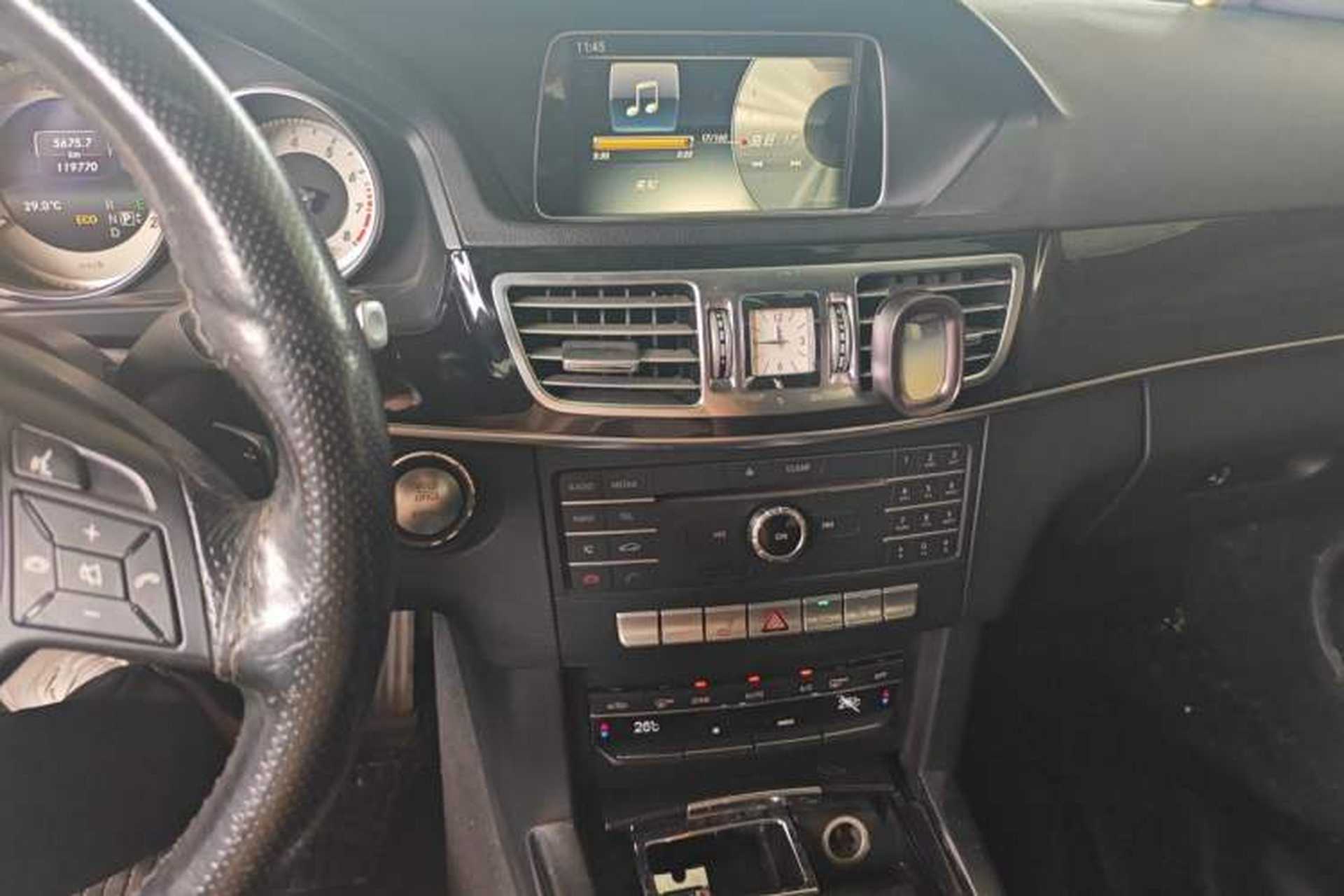 Used Mercedes-Benz E-Class 2015 Facelift E 200 L Sport Edition Audio And AC Panel