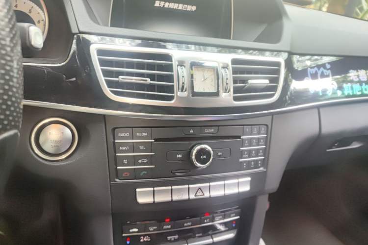 Used Mercedes-Benz E-Class 2015 Facelift E 200 L Sport Edition Audio And AC Panel
