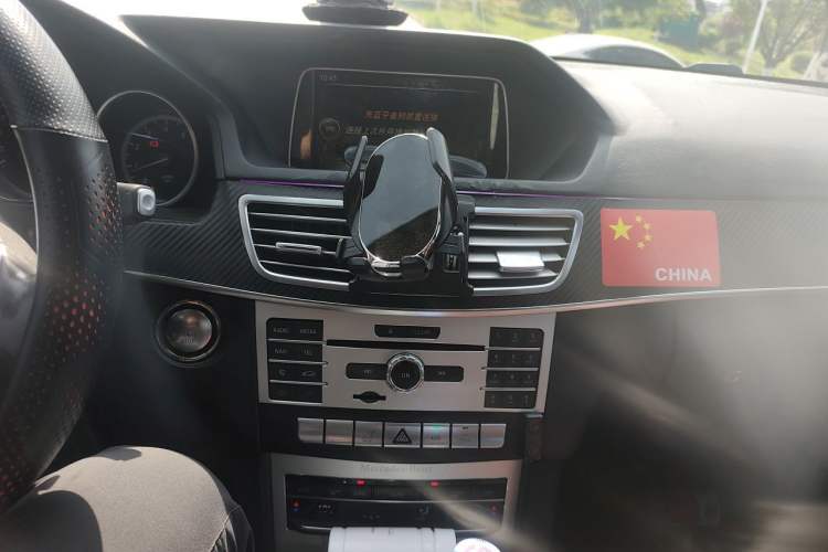 Used Mercedes-Benz E-Class 2015 E 200 L Audio And AC Panel