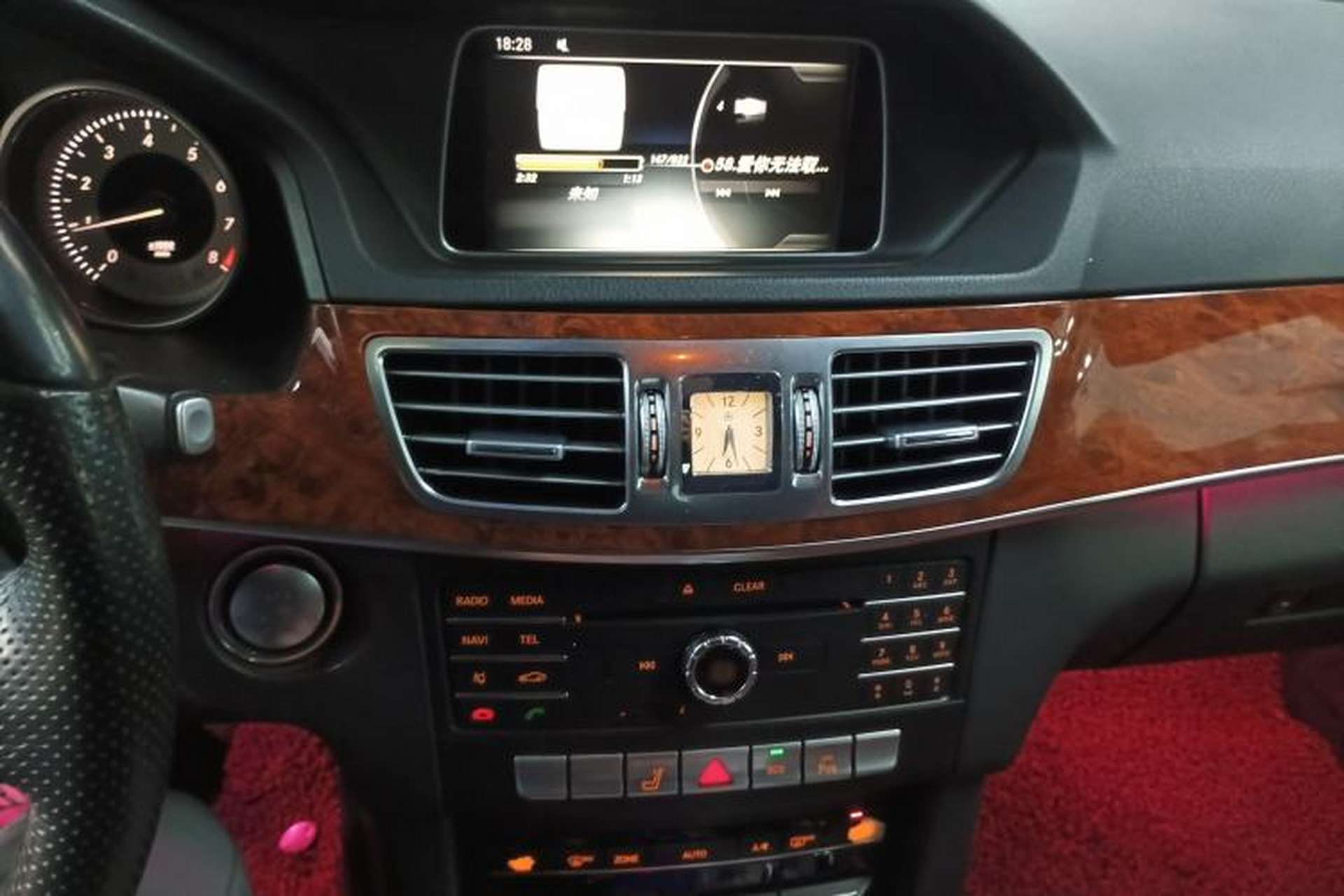 Used Mercedes-Benz E-Class 2015 E 180 L Sport Edition Audio And AC Panel