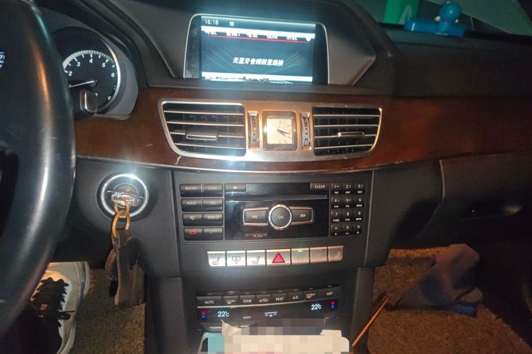 Used Mercedes-Benz E-Class 2015 E 320 L 4MATIC Audio And AC Panel