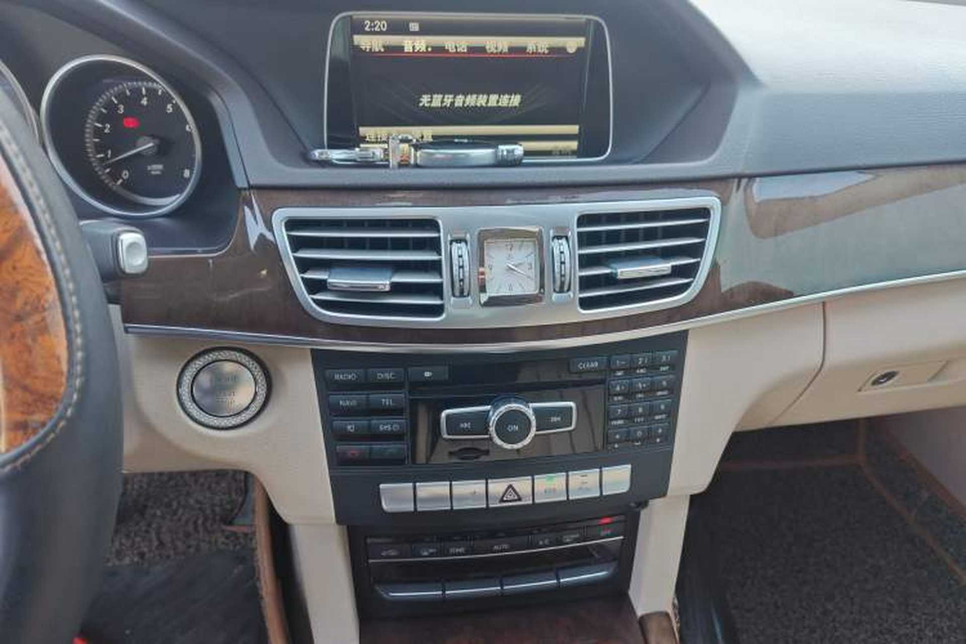 Used Mercedes-Benz E-Class 2015 E 260 L Audio And AC Panel