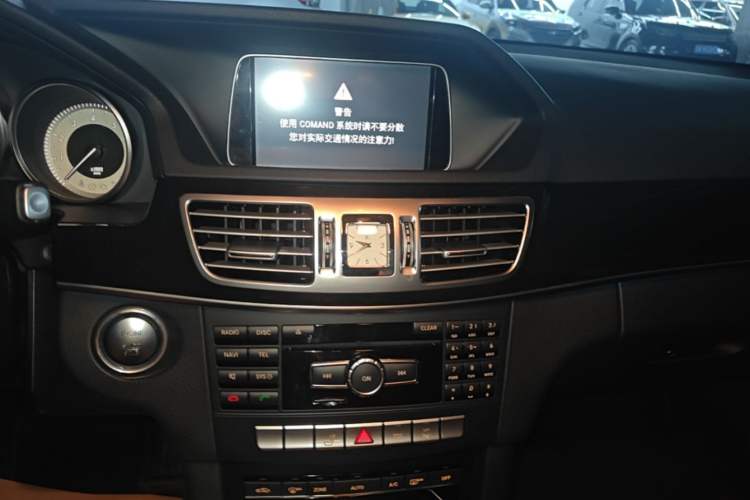 Used Mercedes-Benz E-Class 2015 E 260 L Sport Edition Audio And AC Panel