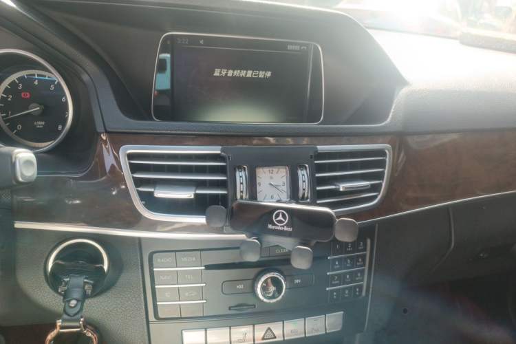 Used Mercedes-Benz E-Class 2015 E 200 L Audio And AC Panel