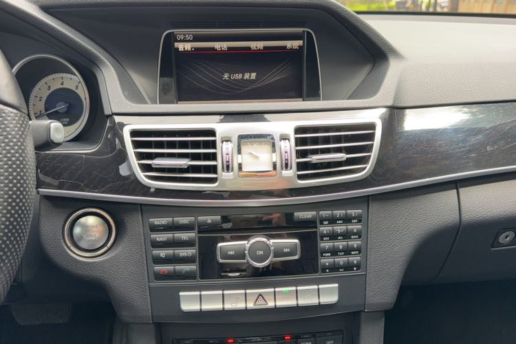 Used Mercedes-Benz E-Class 2015 E 260 L Sport Edition Audio And AC Panel