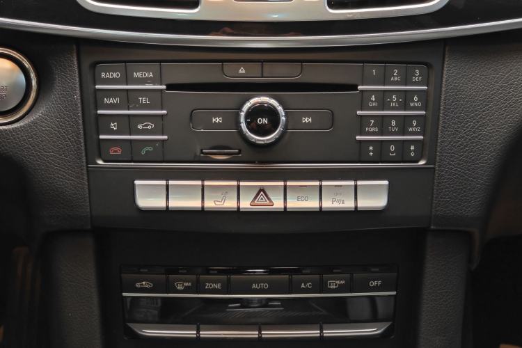 Used Mercedes-Benz E-Class 2015 Facelift E 200 L Sport Edition Audio And AC Panel