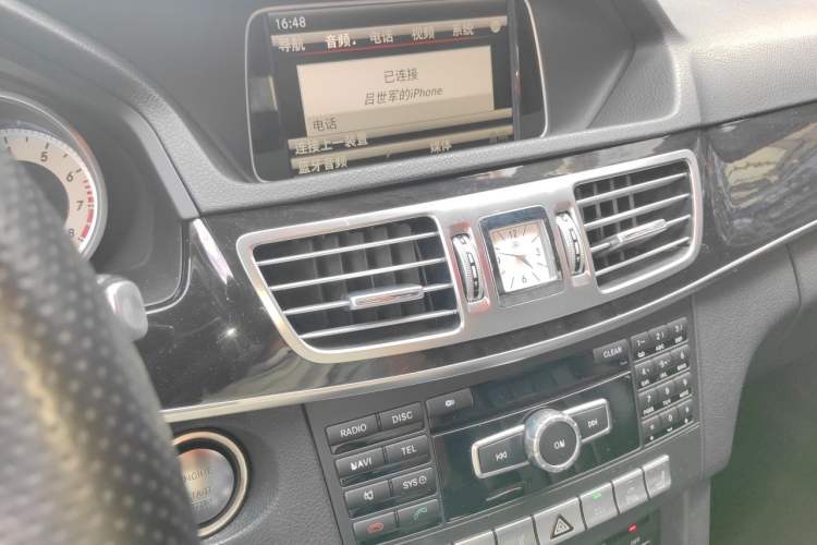 Used Mercedes-Benz E-Class 2015 E 260 L Sport Luxury Model Audio And AC Panel