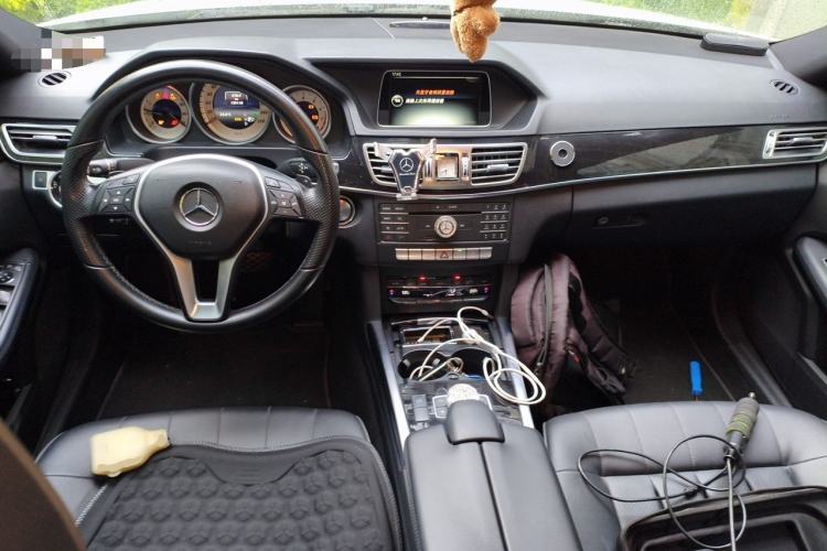 Used Mercedes-Benz E-Class 2015 Restyled E 260 L Sport Edition Center Console