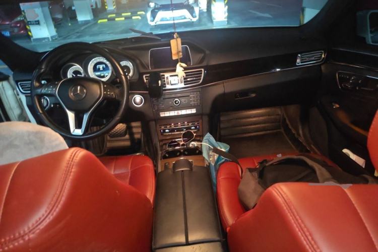 Used Mercedes-Benz E-Class 2015 Restyled E 260 L Sport Edition Center Console