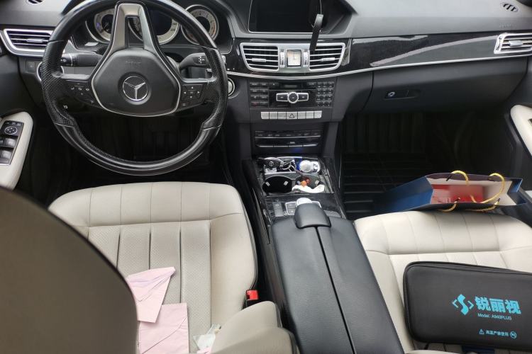 Used Mercedes-Benz E-Class 2015 E 260 L Sport Edition Center Console
