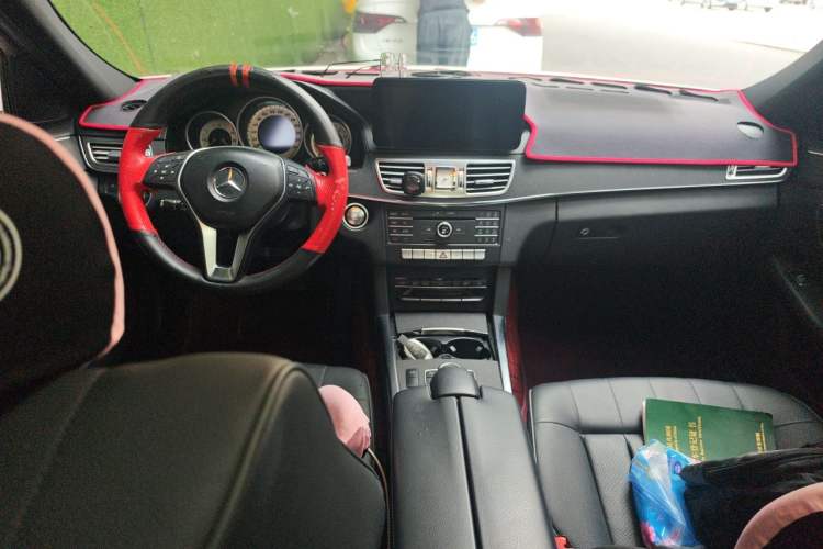 Used Mercedes-Benz E-Class 2015 Restyled E 260 L Sport Edition Center Console