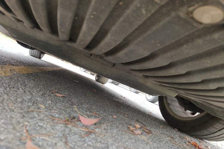 Used Mercedes-Benz E-Class 2015 E 200 L Chassis Front