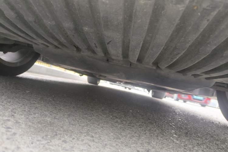 Used Mercedes-Benz E-Class 2015 E 260 L Sport Edition Chassis Front