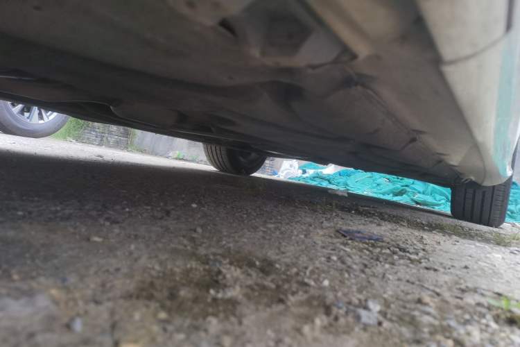 Used Mercedes-Benz E-Class 2015 E 260 L Sport Edition Chassis Front Left