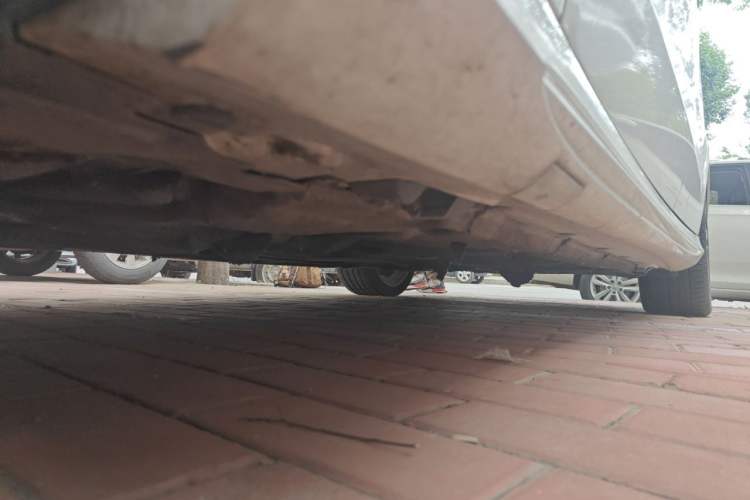 Used Mercedes-Benz E-Class 2015 Restyled E 260 L Sport Edition Chassis Front Left