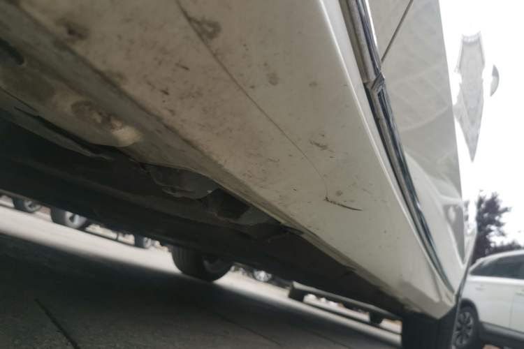 Used Mercedes-Benz E-Class 2015 E 260 L Chassis Front Left