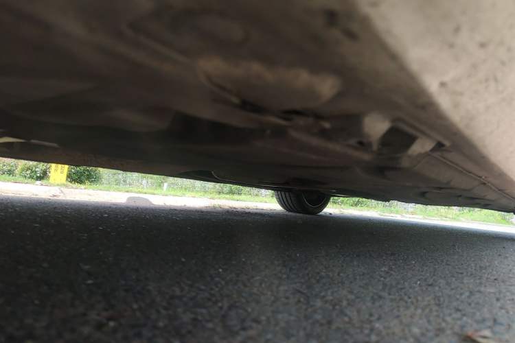 Used Mercedes-Benz E-Class 2015 E 200 L Chassis Front Left