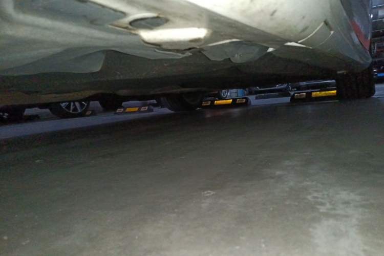 Used Mercedes-Benz E-Class 2015 E 260 L Sport Edition Chassis Front Left