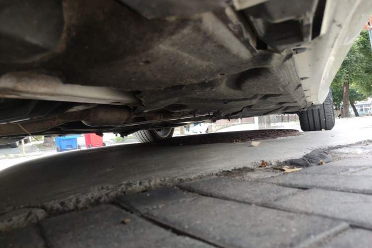 Used Mercedes-Benz E-Class 2015 Revised E 180 L Sport Edition Chassis Front Left