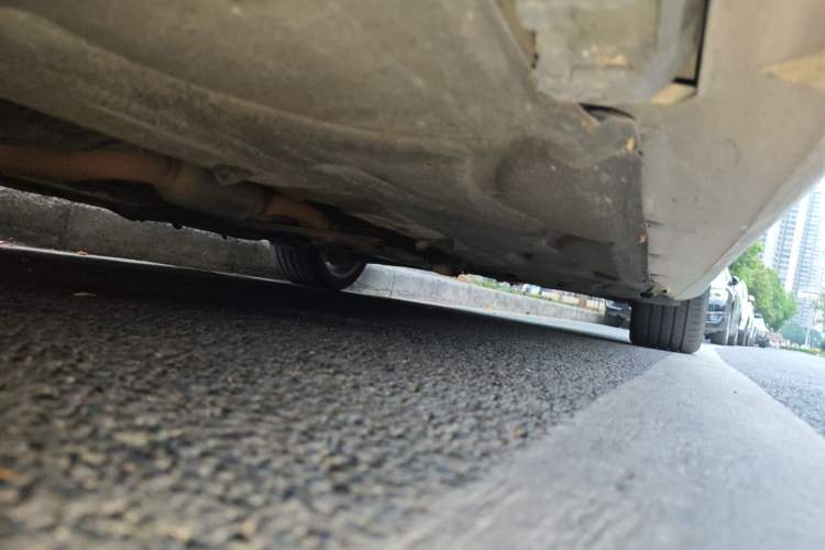Used Mercedes-Benz E-Class 2015 Restyled E 260 L Sport Edition Chassis Front Left