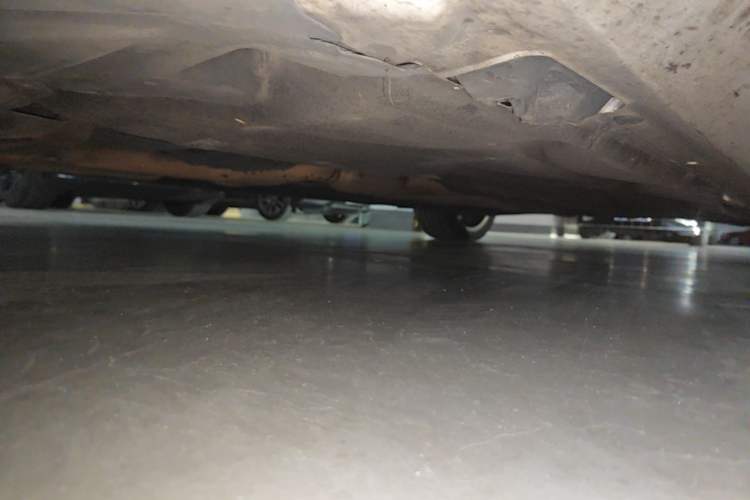 Used Mercedes-Benz E-Class 2015 E 200 L Chassis Front Left