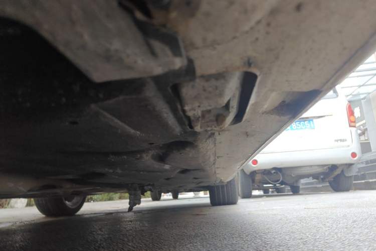 Used Mercedes-Benz E-Class 2015 Revised E 260 L Chassis Front Left
