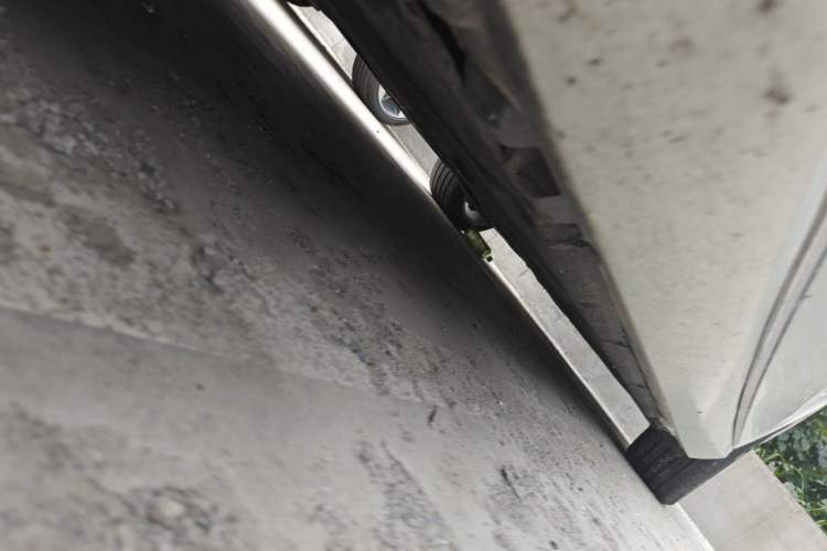 Used Mercedes-Benz E-Class 2015 E 320 L 4MATIC Chassis Front Left