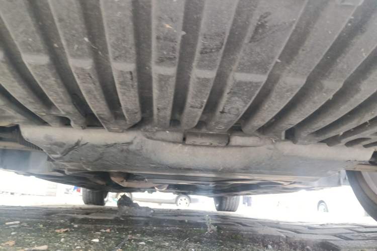Used Mercedes-Benz E-Class 2015 E 200 L Chassis Front