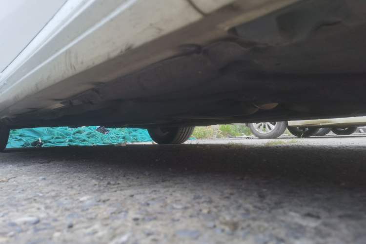 Used Mercedes-Benz E-Class 2015 E 260 L Sport Edition Chassis Front Right