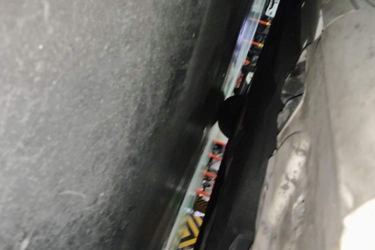 Used Mercedes-Benz E-Class 2015 E 260 L Sport Edition Chassis Front Right