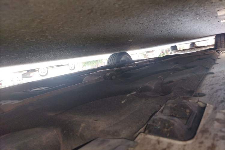 Used Mercedes-Benz E-Class 2015 E 320 L Sport 4MATIC Chassis Front Right
