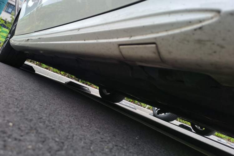 Used Mercedes-Benz E-Class 2015 E 260 L Sport Edition Chassis Front Right