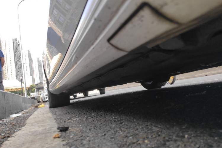 Used Mercedes-Benz E-Class 2015 E 260 L Sport Luxury Model Chassis Front Right
