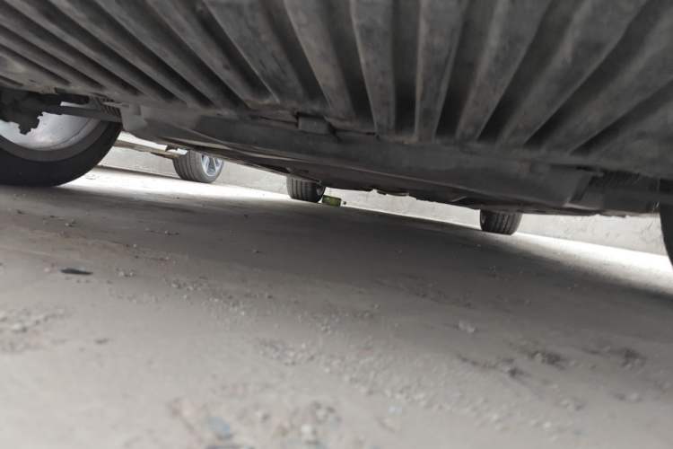Used Mercedes-Benz E-Class 2015 E 320 L 4MATIC Chassis Front