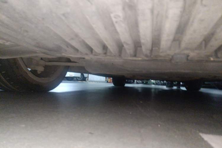 Used Mercedes-Benz E-Class 2015 E 320 L Sport 4MATIC Chassis Rear