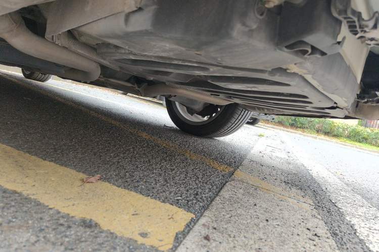 Used Mercedes-Benz E-Class 2015 E 200 L Chassis Rear Left