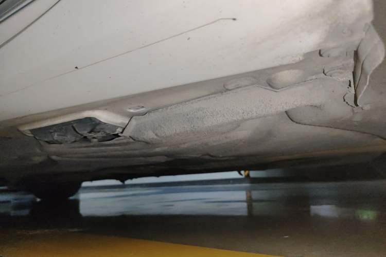 Used Mercedes-Benz E-Class 2015 E 260 L Sport Edition Chassis Rear Left