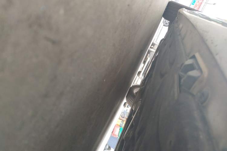 Used Mercedes-Benz E-Class 2015 Facelift E 200 L Sport Edition Chassis Rear Left
