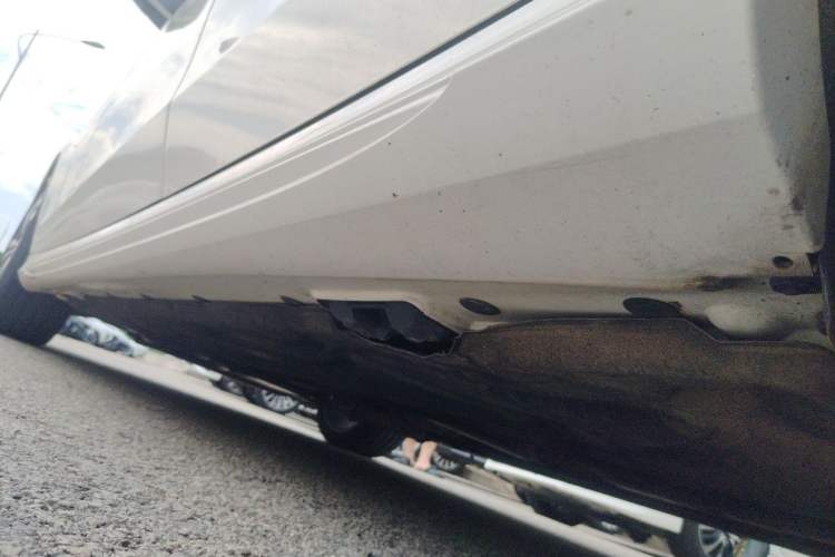 Used Mercedes-Benz E-Class 2015 Restyled E 260 L Sport Edition Chassis Rear Left