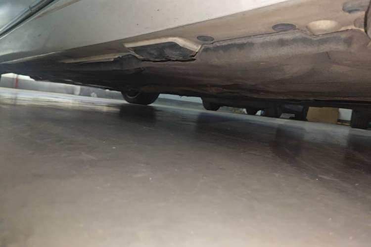 Used Mercedes-Benz E-Class 2015 E 200 L Chassis Rear Left