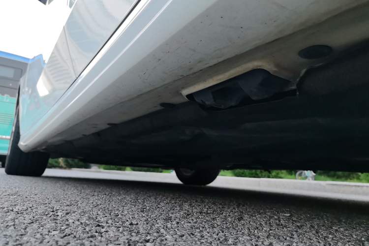 Used Mercedes-Benz E-Class 2015 Restyled E 260 L Sport Edition Chassis Rear Left