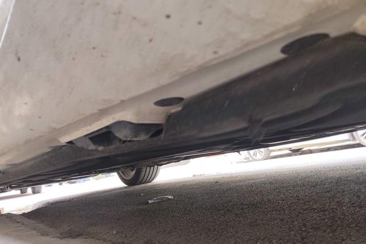 Used Mercedes-Benz E-Class 2015 E 260 L Sport Edition Chassis Rear Left